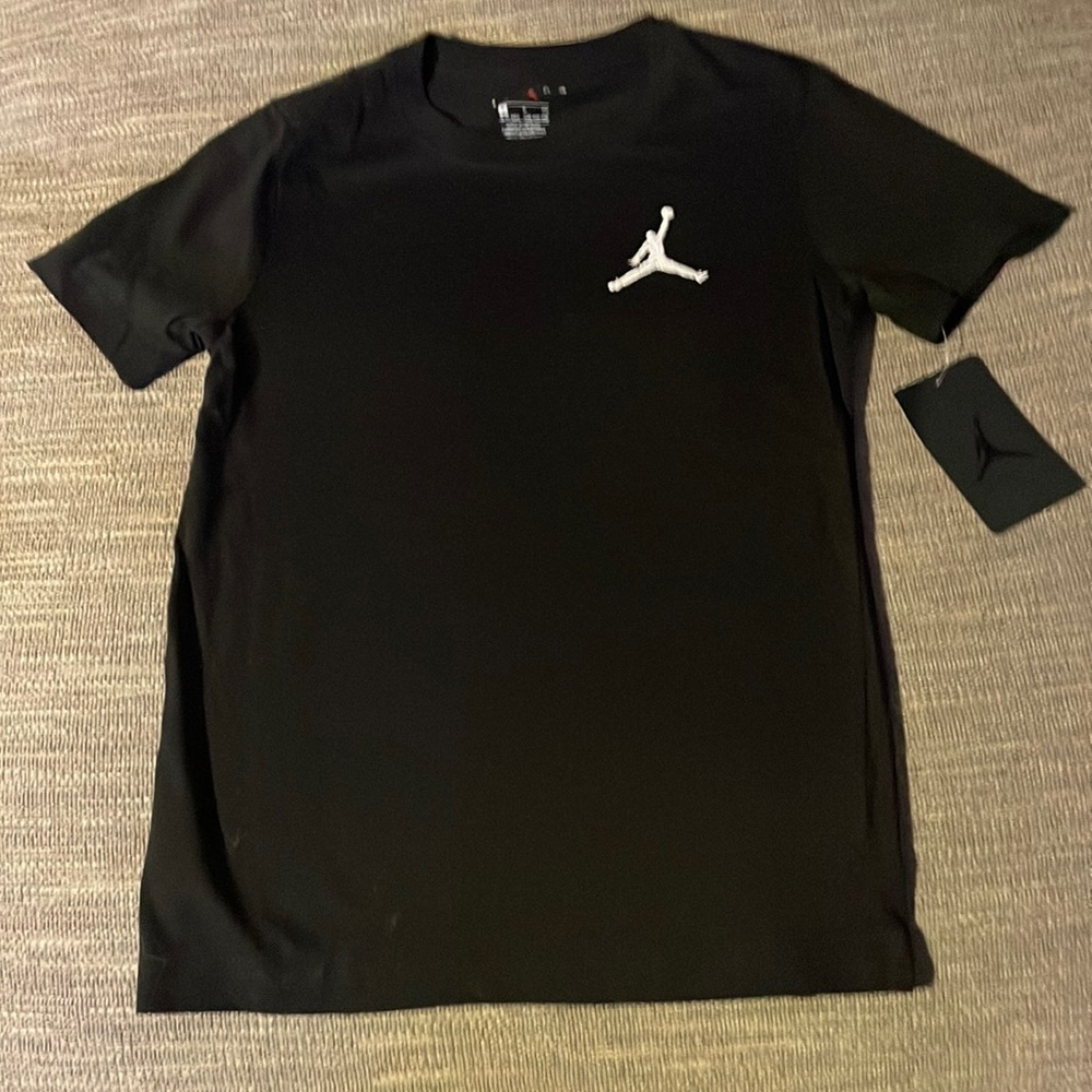 New Jordan black tee size S